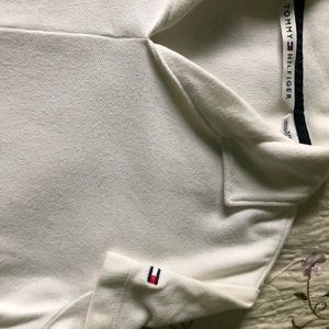 Vintage Tommy Hilfiger polo shirt, women’s